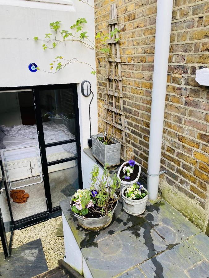 Stunning, Stylish Garden Flat In The Heart Of Wimbledon Daire Londra Dış mekan fotoğraf