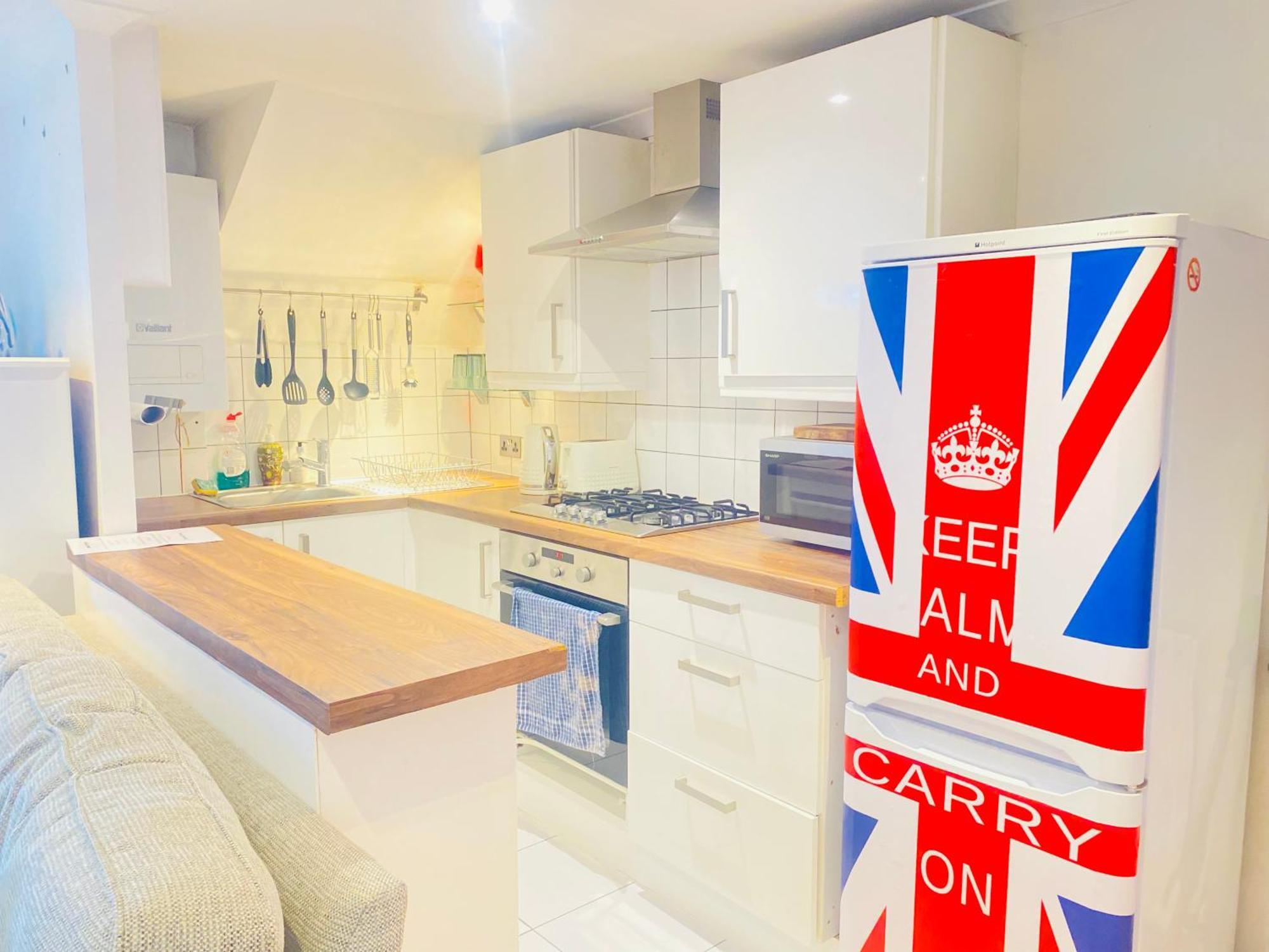 Stunning, Stylish Garden Flat In The Heart Of Wimbledon Daire Londra Dış mekan fotoğraf