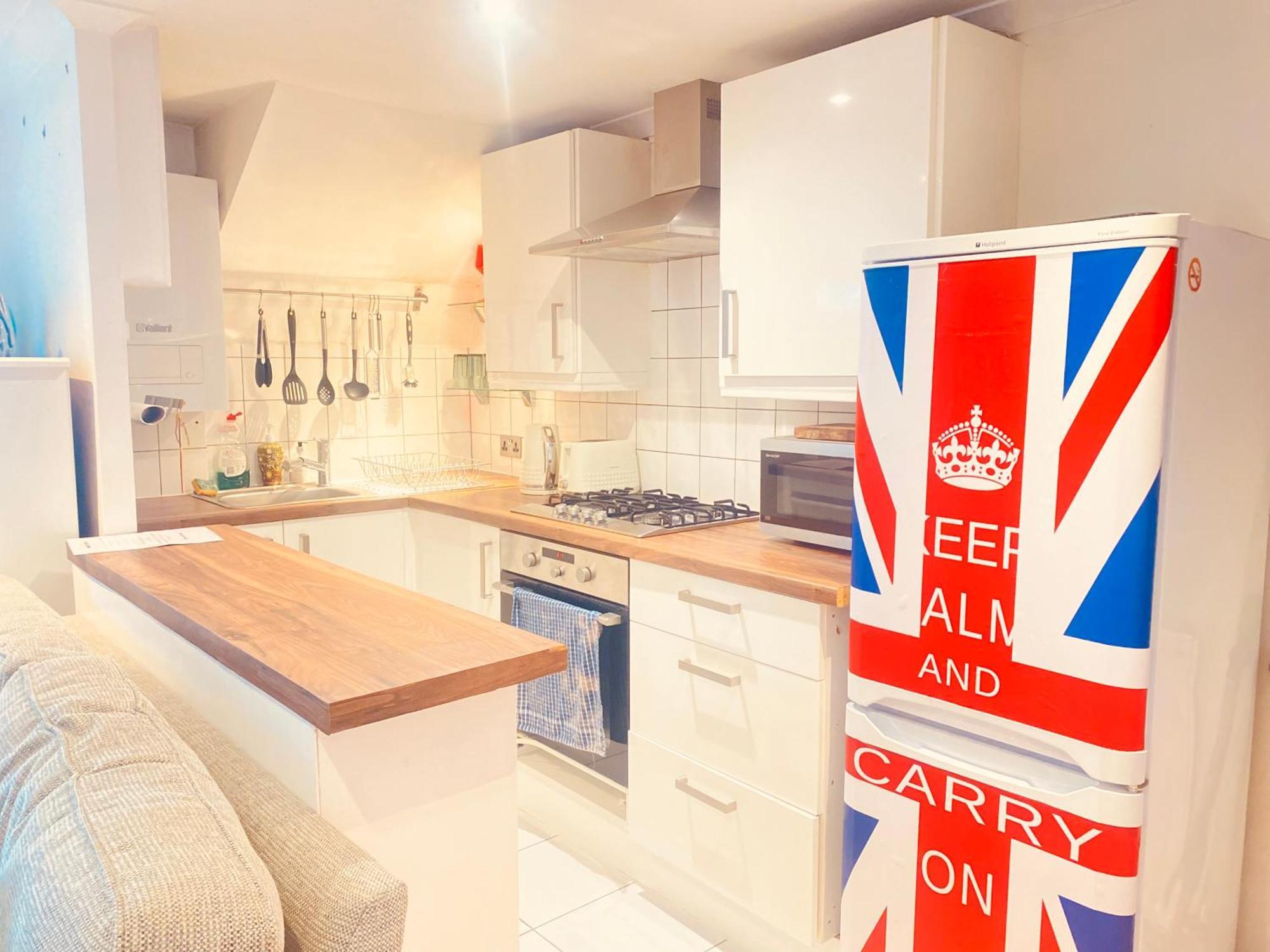Stunning, Stylish Garden Flat In The Heart Of Wimbledon Daire Londra Dış mekan fotoğraf